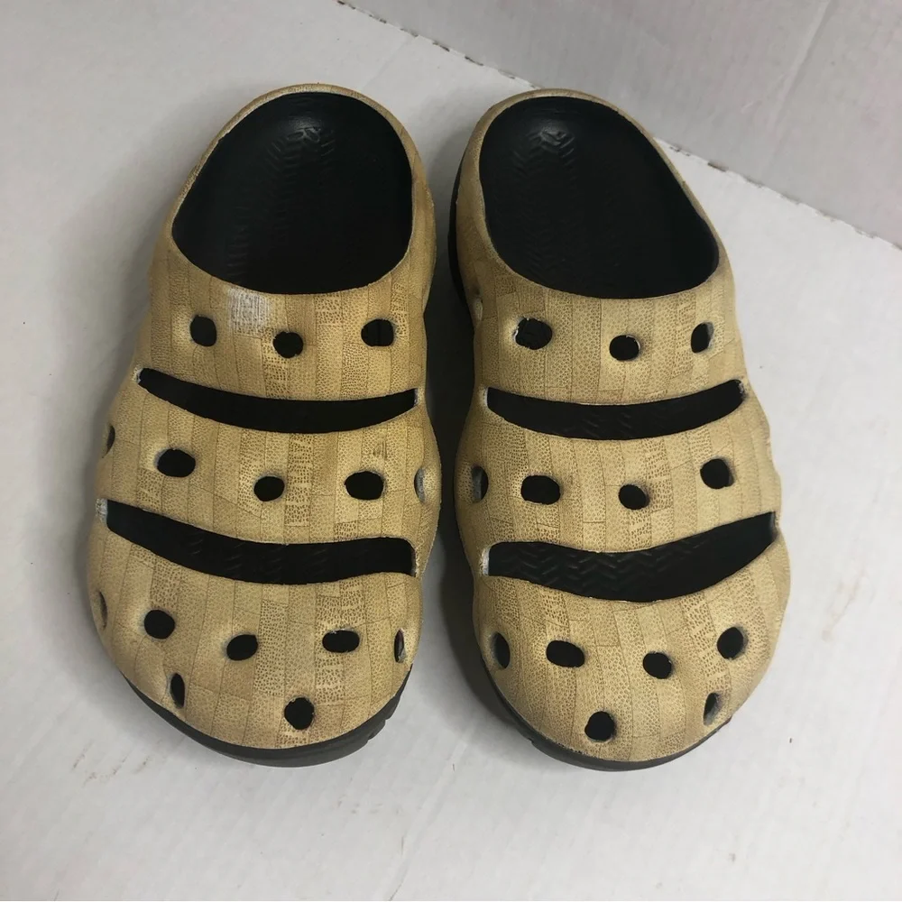 Keen Mules Yogui Arts Mens Size 11 Slip On Shoes Sandals